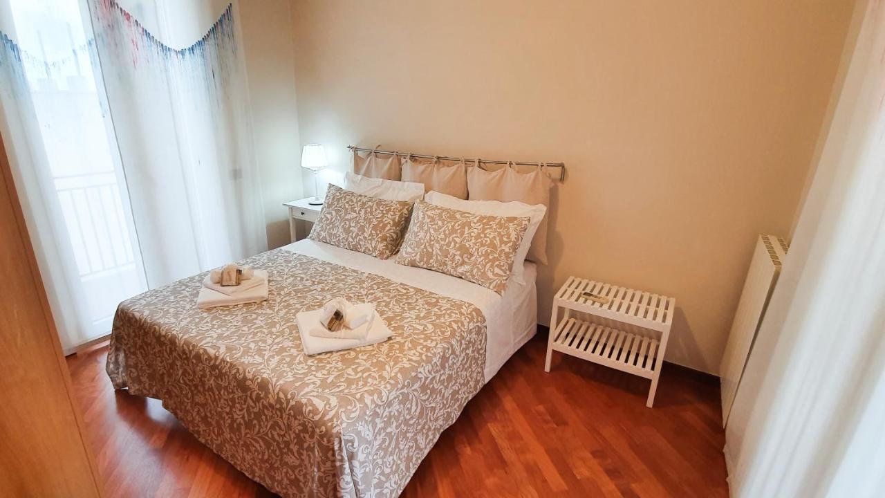 モンテスカリオーゾ Casa De Amicis 18 Bed & Breakfast エクステリア 写真